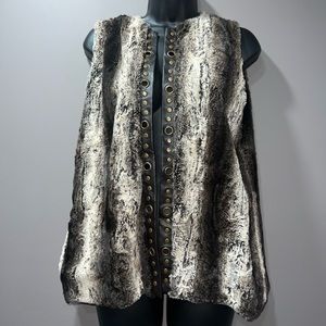 𐙚⋆˚✿˖° Reba Faux Fur Vest 𐙚⋆˚✿˖°